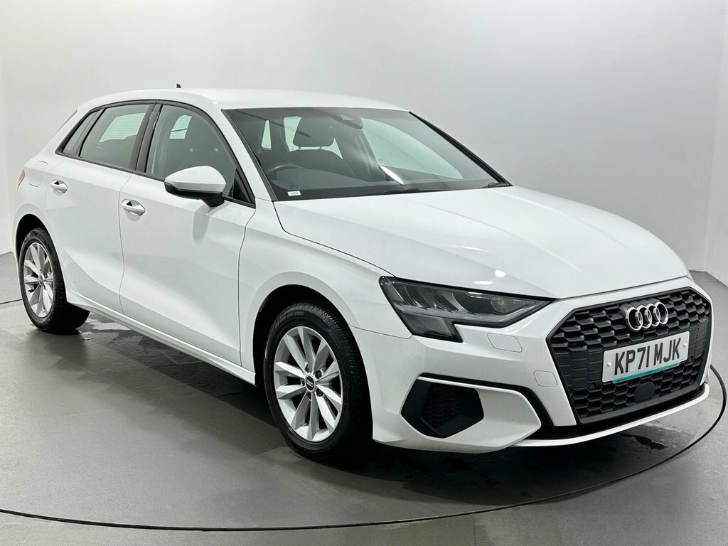 Audi A3 2L Technik White