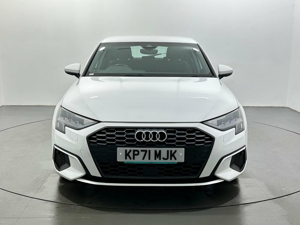 Audi A3 2L Technik White #2
