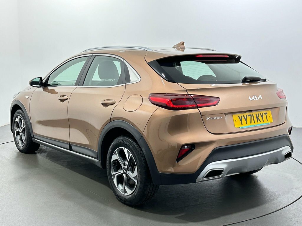 Kia Xceed 1L 2 Brown #5
