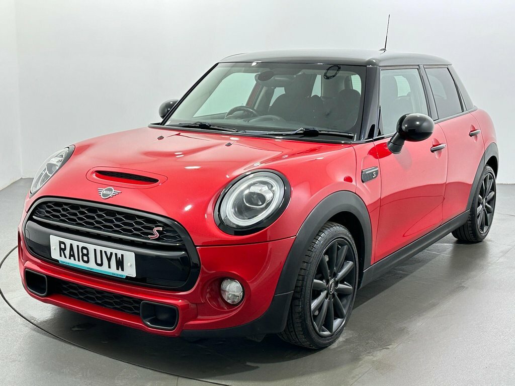 Mini Hatch 2L Cooper S RA18UYW Red #3