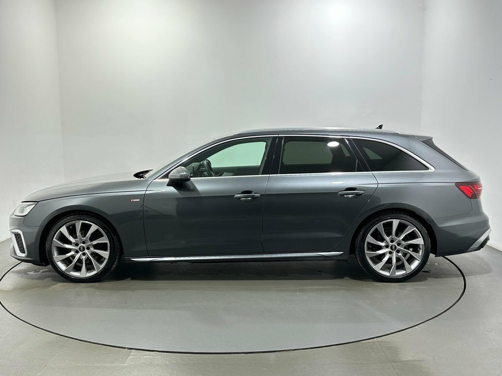 Audi A4 Avant 2L S Line EK22MXJ Grey #4