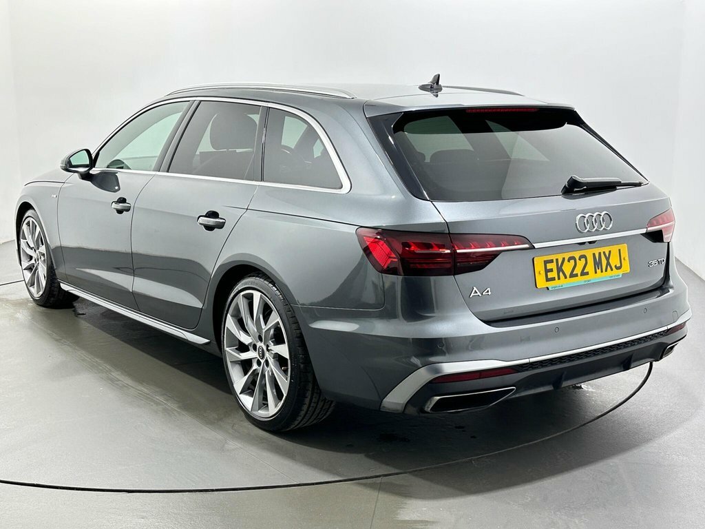 Audi A4 Avant 2L S Line EK22MXJ Grey #5