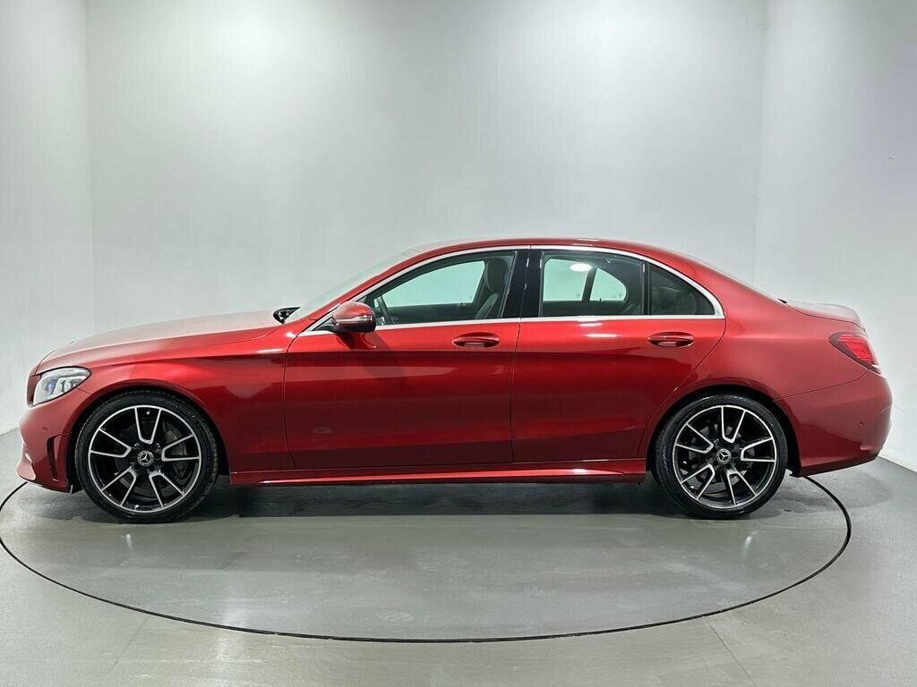 Mercedes-Benz C Class 2L Amg Line Red #4
