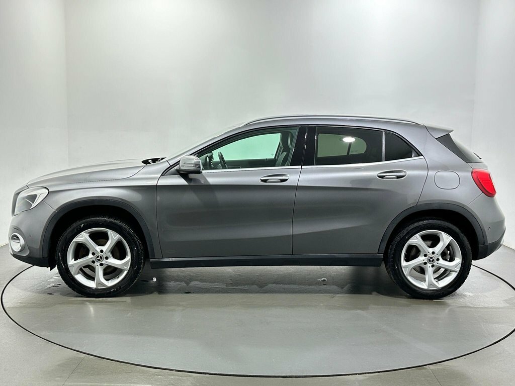 Mercedes-Benz GLA Class 1.6L Sport NJ68EFN Grey #4