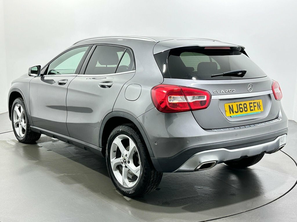 Mercedes-Benz GLA Class 1.6L Sport NJ68EFN Grey #5