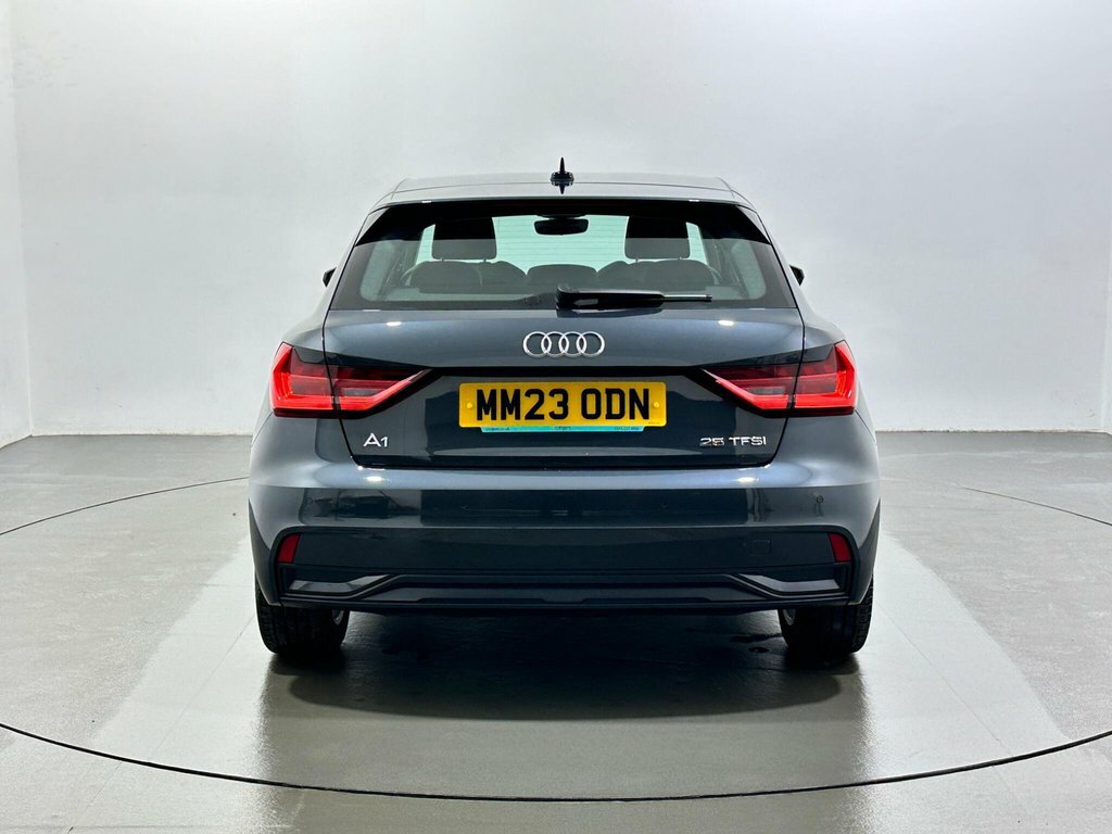 Audi A1 1L Sport MM23ODN Grey #6