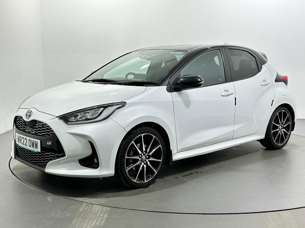 Toyota Yaris 1.5L Gr Sport WR22OWW White #3