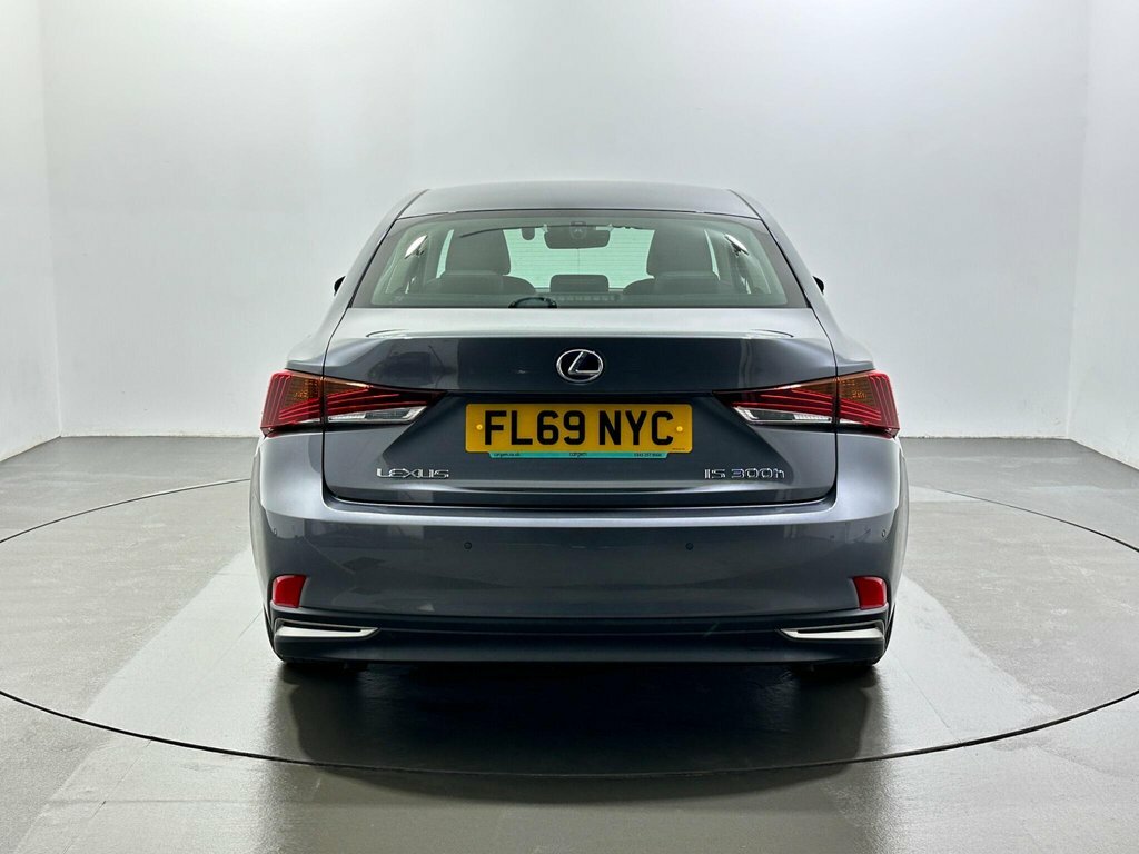 Lexus IS 300H Grey #6