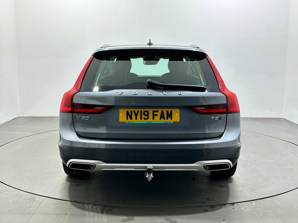 Volvo V90 Cross Country Estate NY19FAM Grey #6