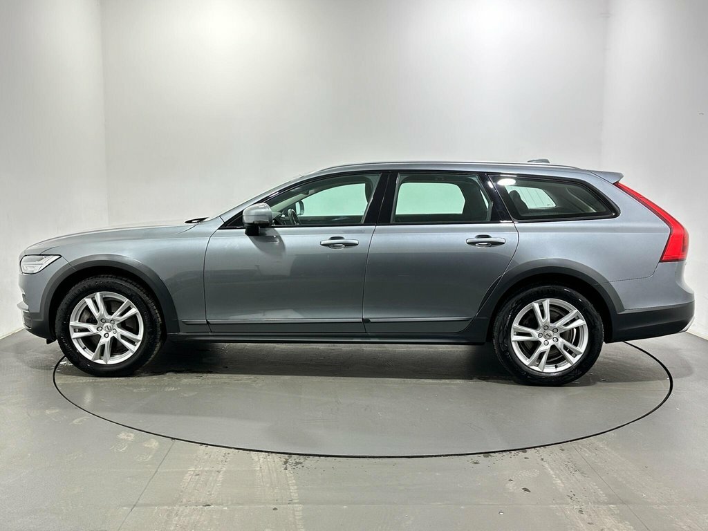 Volvo V90 Cross Country Estate NY19FAM Grey #4