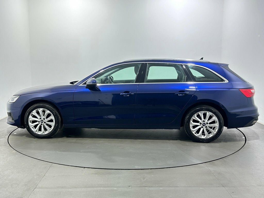 Audi A4 Avant 2L Technik RJ71NDO Blue #4