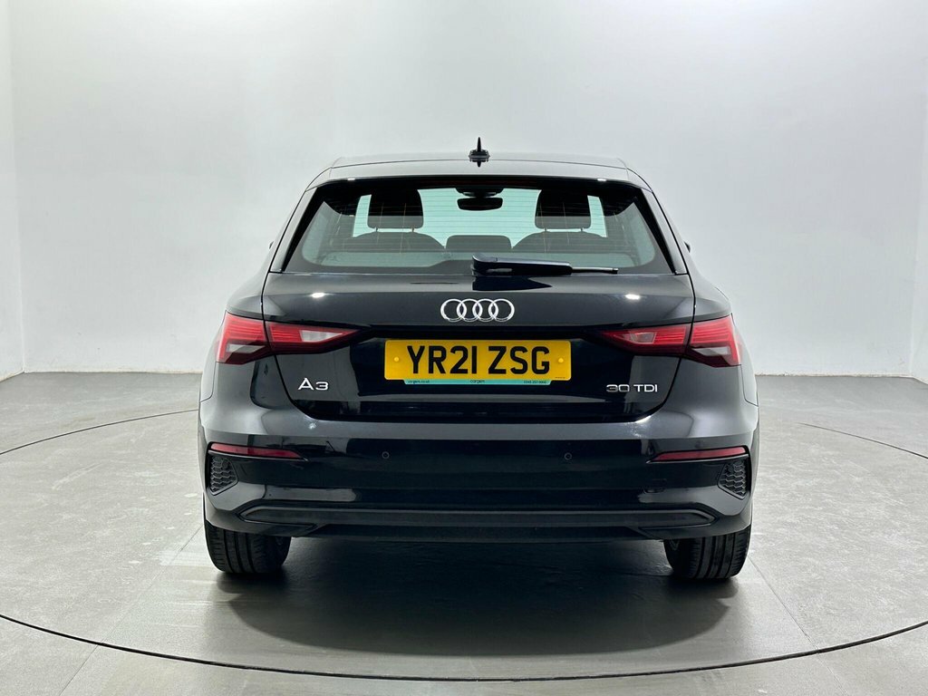 Audi A3 2L Technik YR21ZSG Black #6