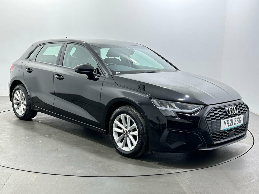 Audi A3 2L Technik YR21ZSG Black