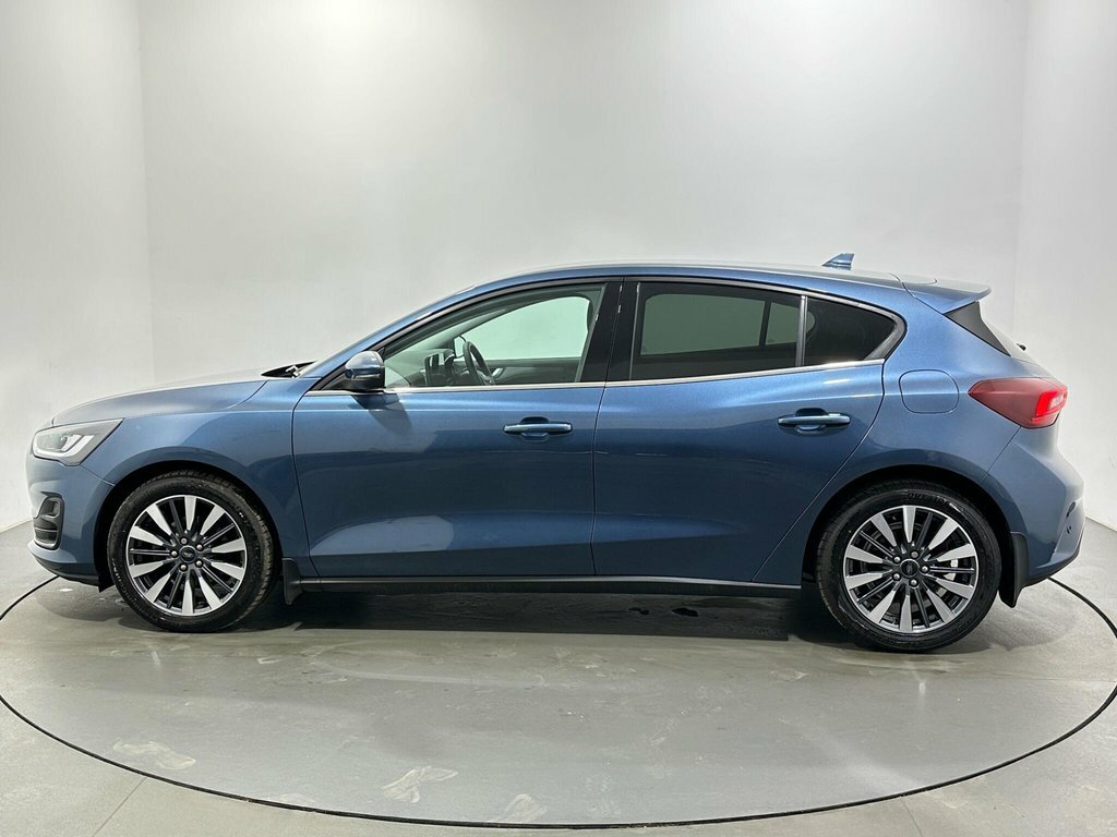 Ford Focus 1L Titanium X YR23MJO Blue #4
