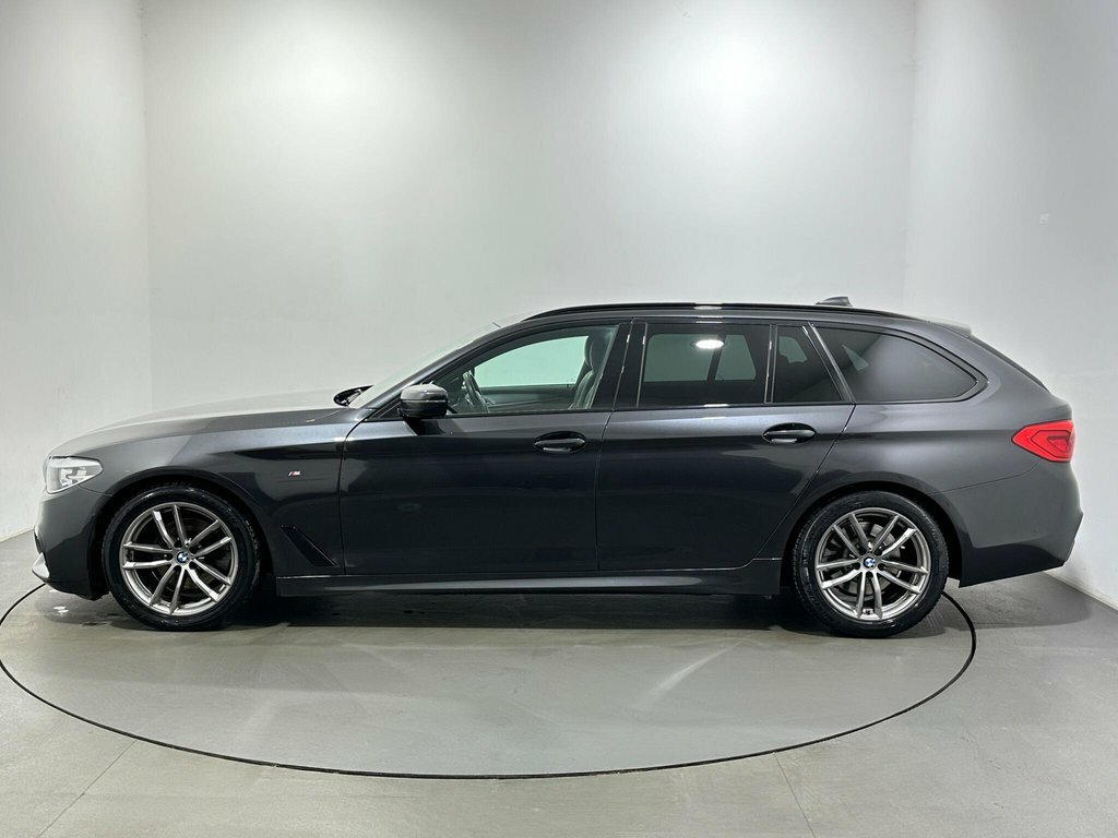 BMW 5 Series 2L M Sport LA69LFZ Grey #4