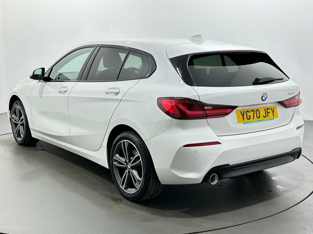 BMW 1 Series 1.5L Sport YG70JFY White #5