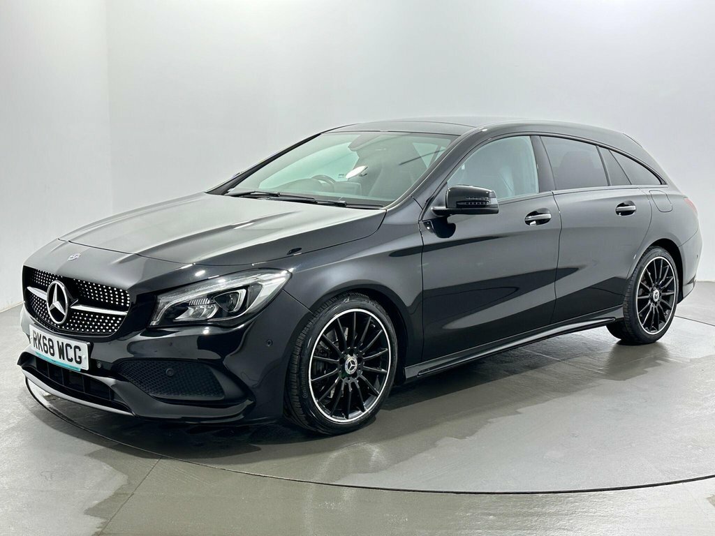 Mercedes-Benz CLA Class 2L Amg Line Night Edition Black #3