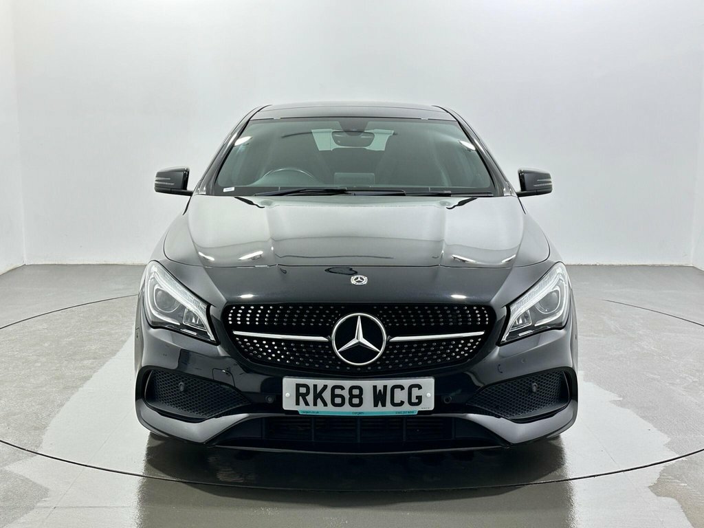 Mercedes-Benz CLA Class 2L Amg Line Night Edition Black #2