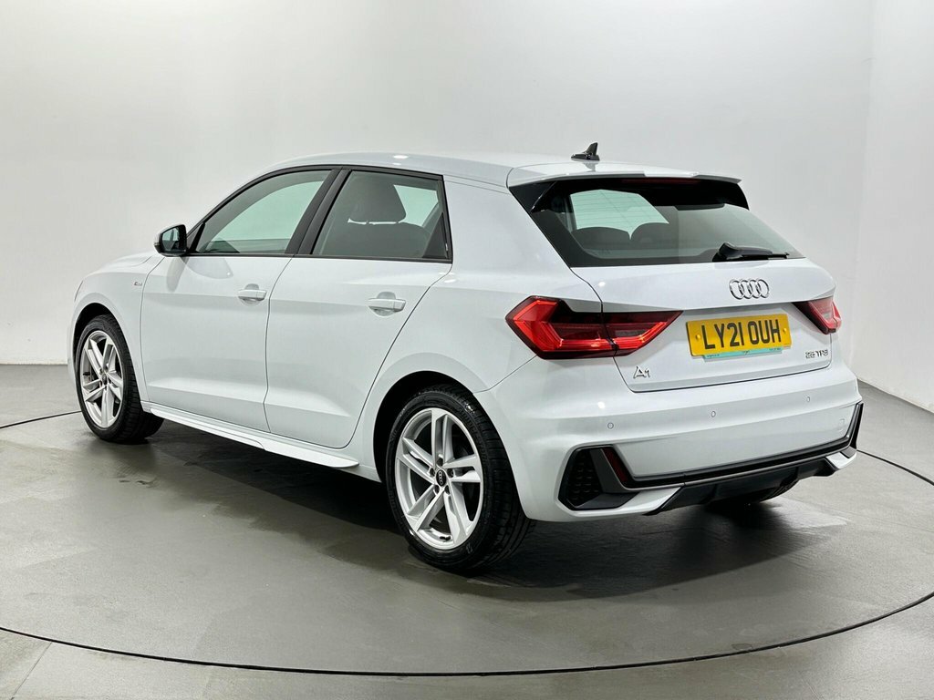 Audi A1 1L S Line LY21OUH White #5