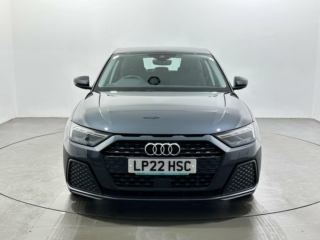 Audi A1 1L Technik LP22HSC Grey #2