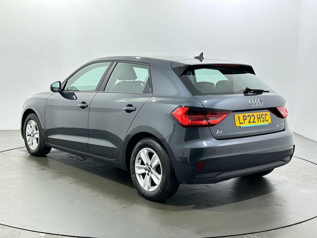 Audi A1 1L Technik LP22HSC Grey #5