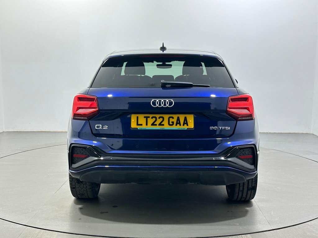 Audi Q2 1L Black Edition LT22GAA Blue #6