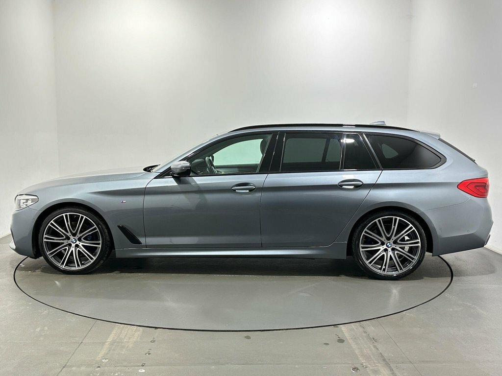 BMW 5 Series 3L M Sport NK69UBZ Blue #4