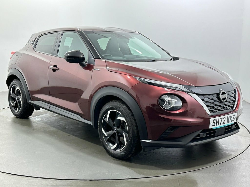 Nissan Juke 1.6L N-connecta Red