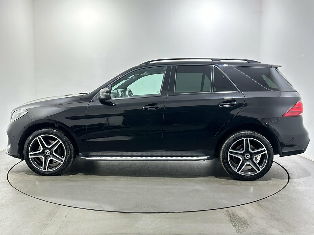 Mercedes-Benz GLE Class 3L Amg Night Edition KT18UFV Black #4