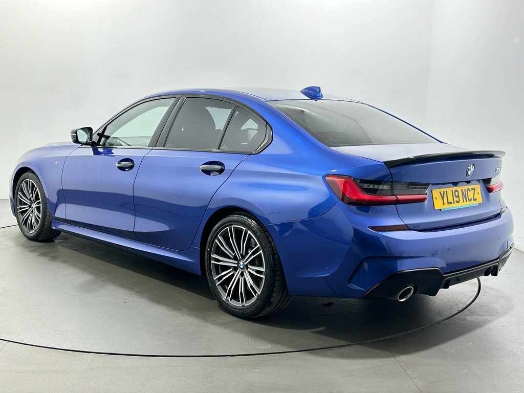 BMW 3 Series 2L M Sport YL19NCZ Blue #5