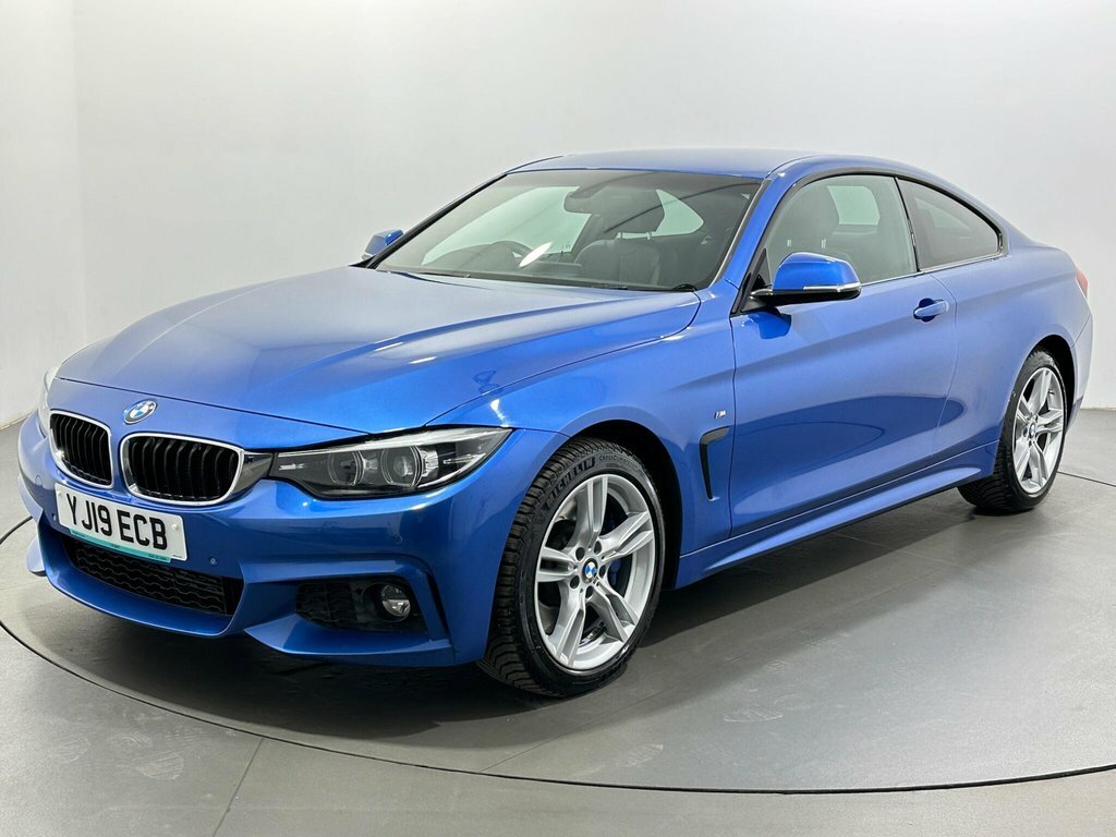 BMW 4 Series 3L M Sport YJ19ECB Blue #3
