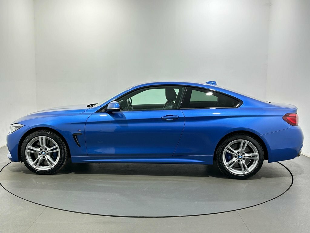 BMW 4 Series 3L M Sport YJ19ECB Blue #4
