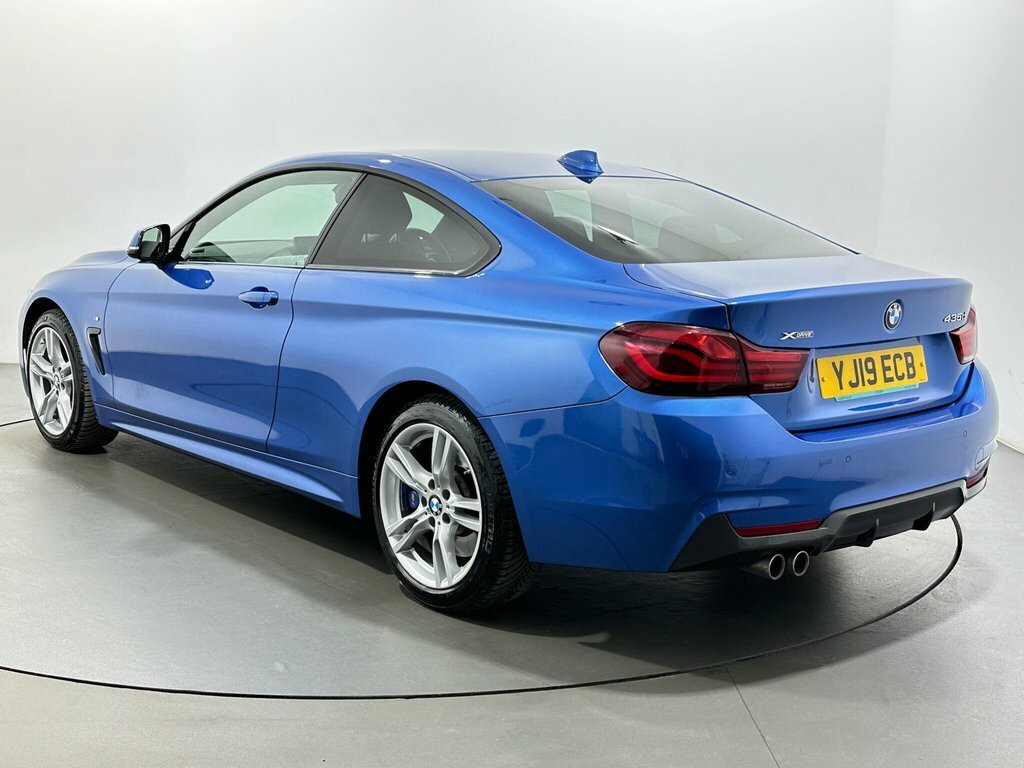 BMW 4 Series 3L M Sport YJ19ECB Blue #5