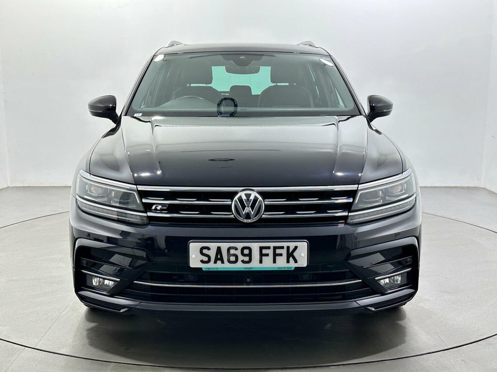 Volkswagen Tiguan 2L R-line SA69FFK Black #2