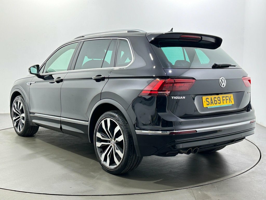 Volkswagen Tiguan 2L R-line SA69FFK Black #5