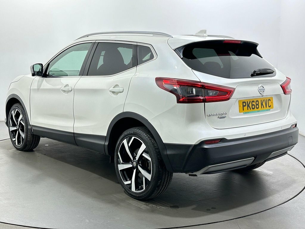 Nissan Qashqai 1.3L Tekna PK68KVC White #5