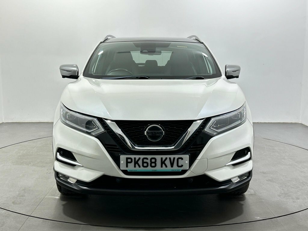 Nissan Qashqai 1.3L Tekna PK68KVC White #2