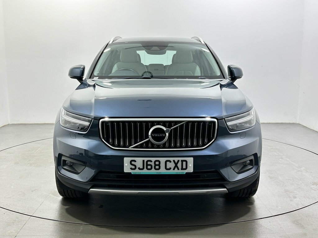 Volvo XC40 2L Inscription SJ68CXD Blue #2