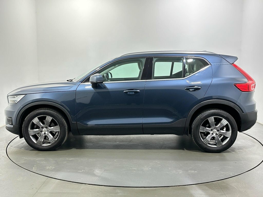 Volvo XC40 2L Inscription SJ68CXD Blue #4