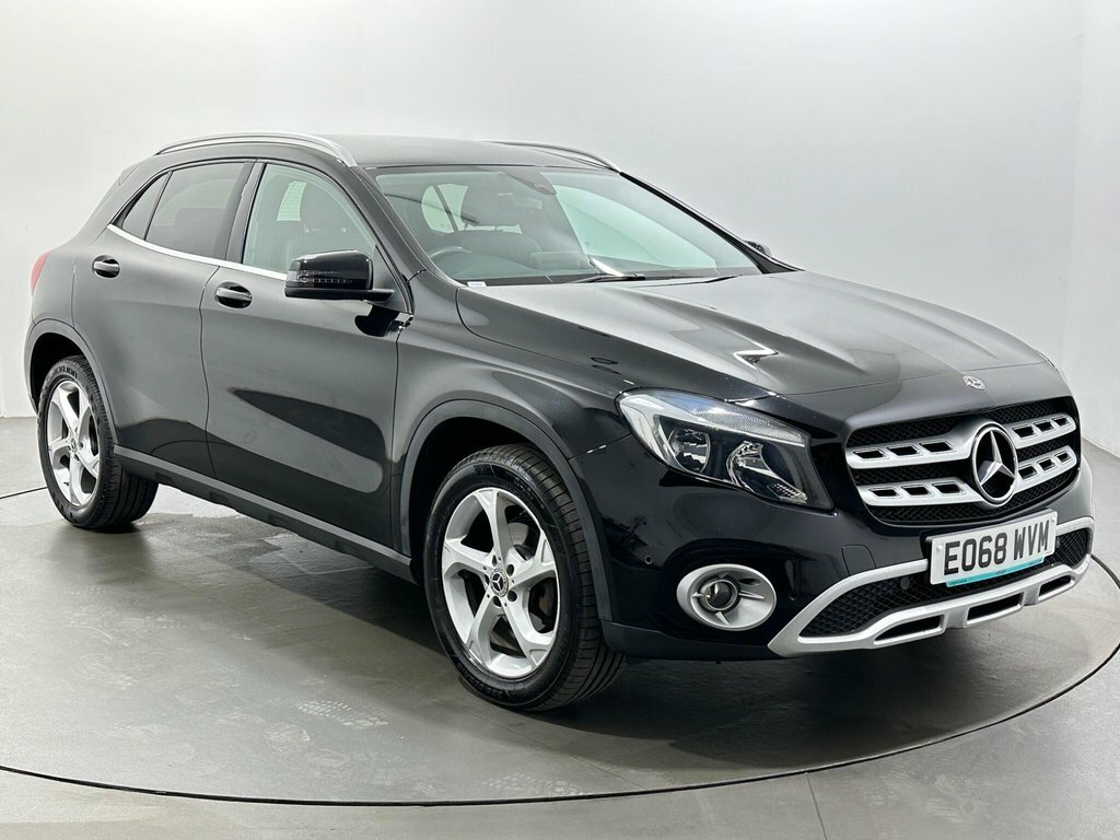 Mercedes-Benz GLA Class 2.1L Sport Black