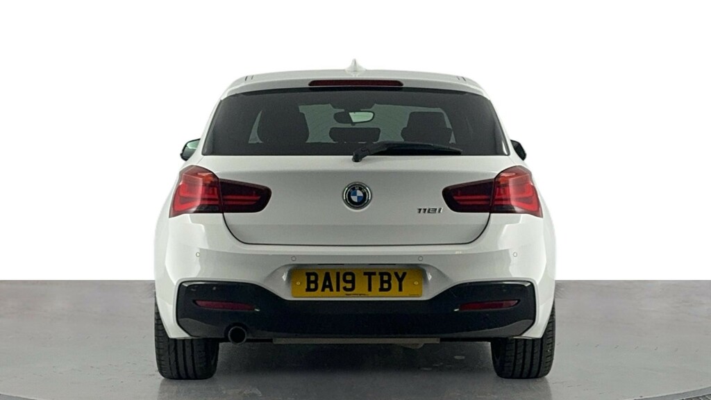 BMW 1 Series 1.5 118I Gpf M Sport Shadow Edition Hatchback BA19TBY White #5