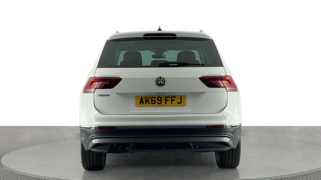 Volkswagen Tiguan 2.0 Tdi Sel Suv Euro 6 Ss 15 AK69FFJ White #5