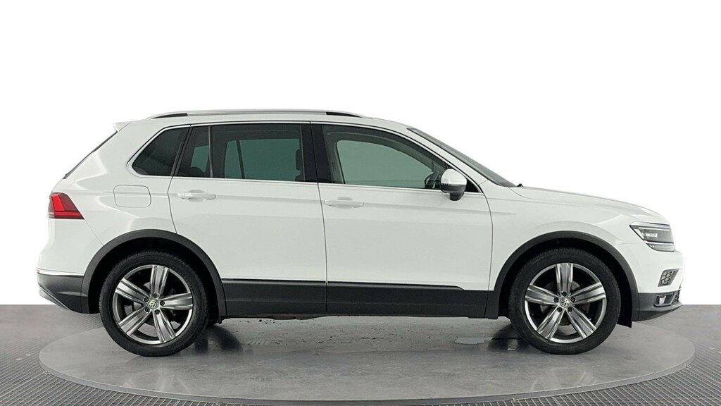 Volkswagen Tiguan 2.0 Tdi Sel Suv Euro 6 Ss 15 AK69FFJ White #3