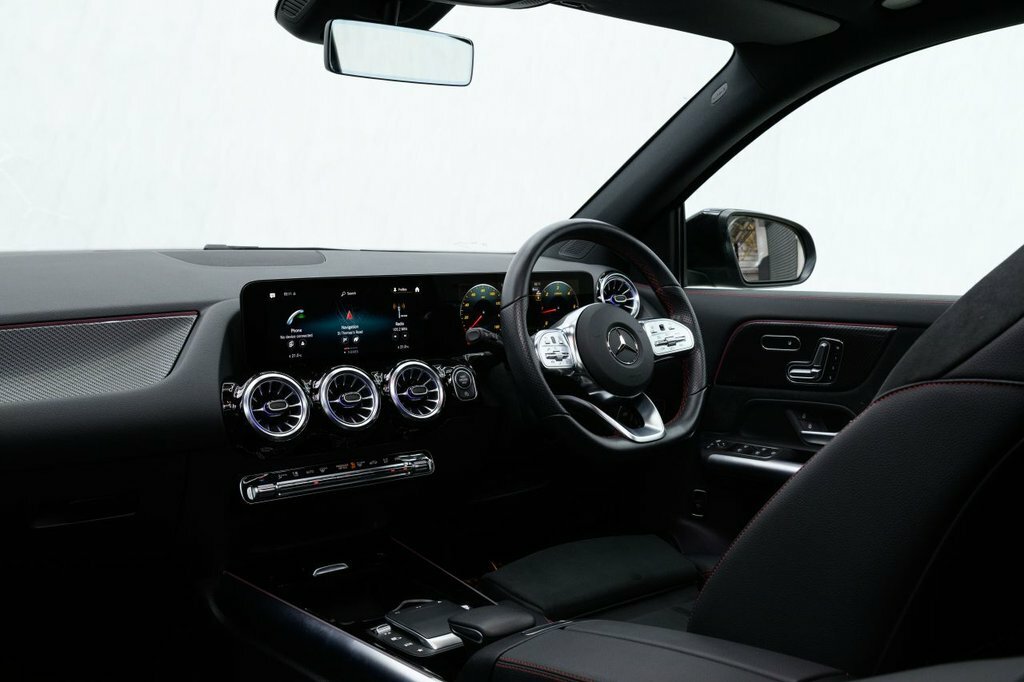 Mercedes-Benz GLA Class 2L Amg Line Night Edition KS72FRR Grey #3