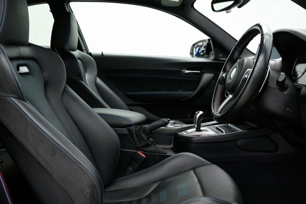 BMW M2 3L Competition White #3