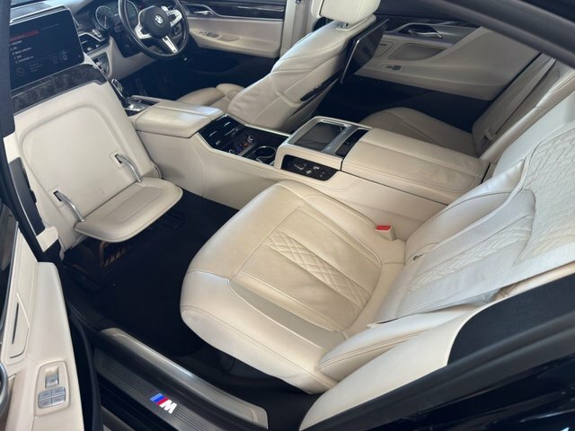 BMW 7 Series 2.0 740Le 9.2Kwh M Sport Saloon Plug-in Black #4