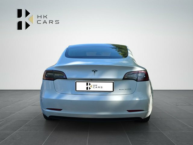 Tesla Model 3 Dual Motor Long Range Saloon 4 LG20VFE White #4