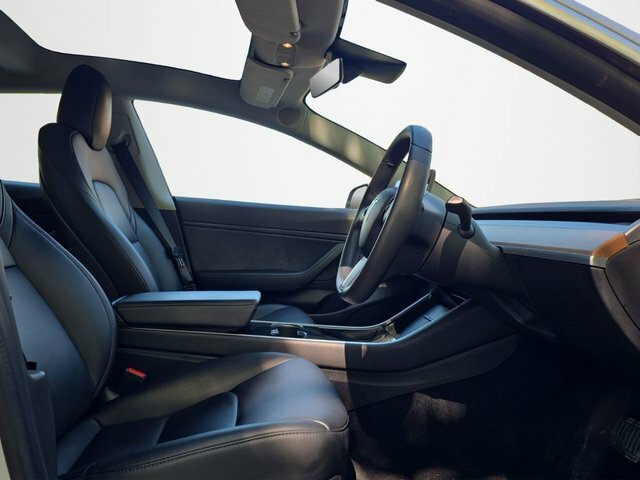 Tesla Model 3 Dual Motor Long Range Saloon 4 LG20VFE White #2