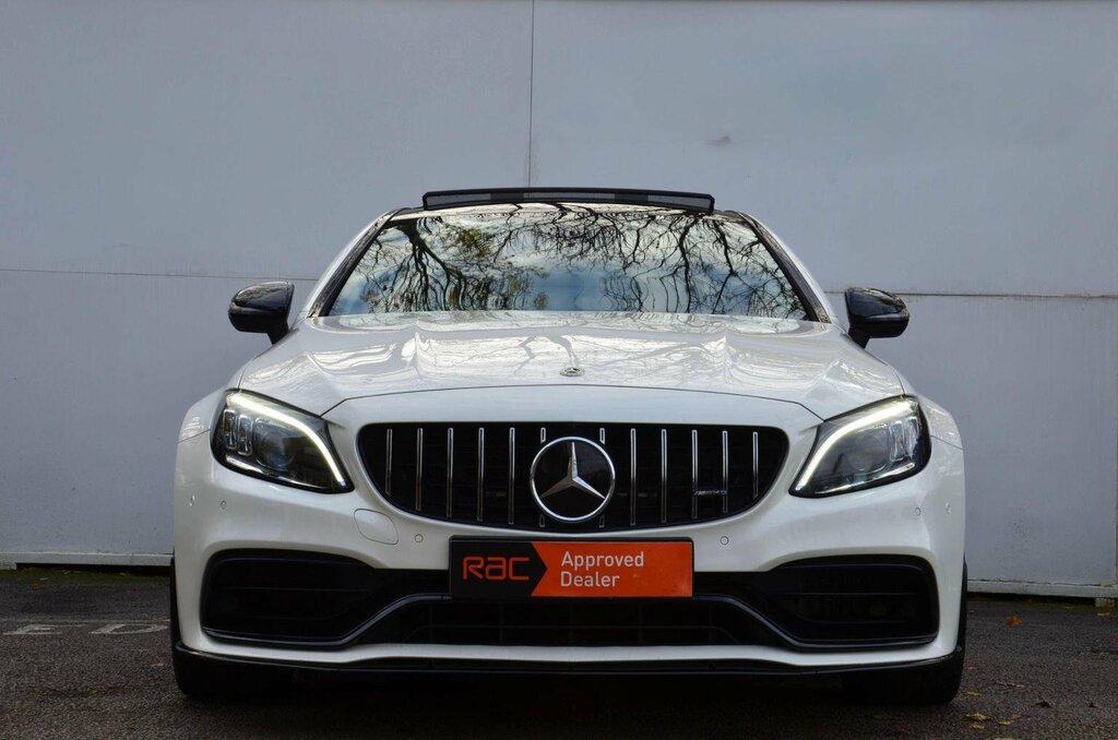 Mercedes-Benz C Class Coupe 4.0 C63 V8 Biturbo Amg S Premium Plus Spds AD19YCU White #2