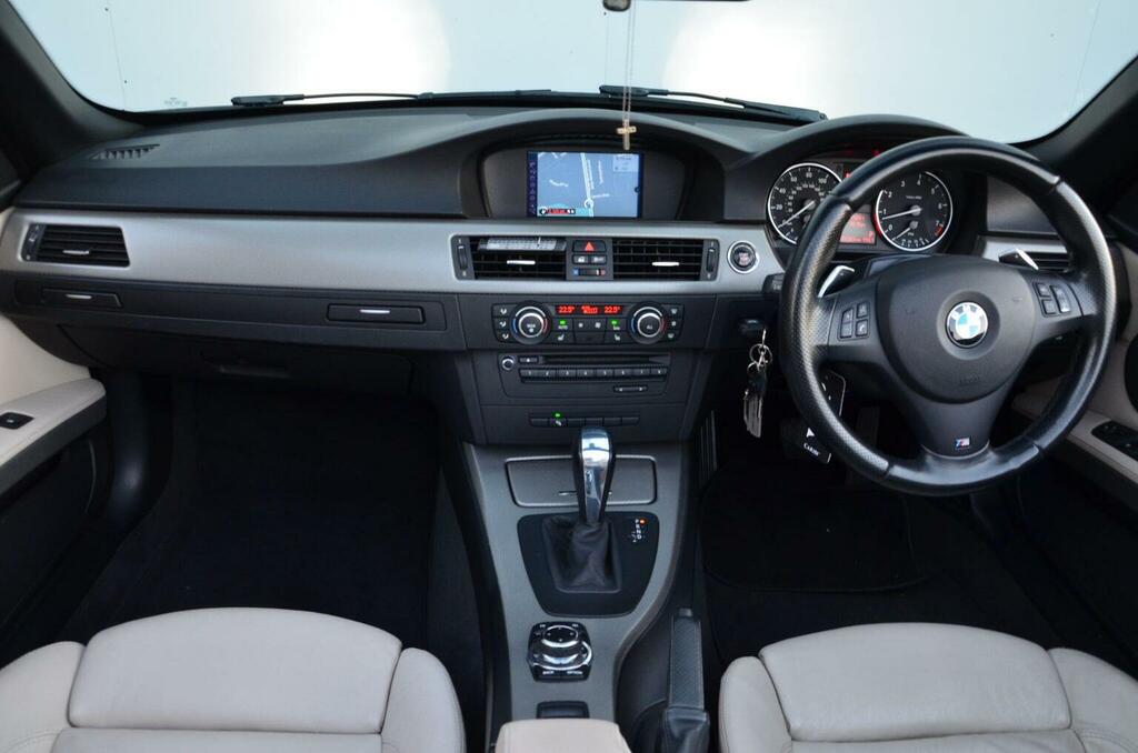 BMW 3 Series Convertible 2.0 320I Sport Plus Edition Steptronic Blue #2